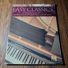 Easy Classics 2nd Edition Vocal Selections Easy Piano Hal Leonard