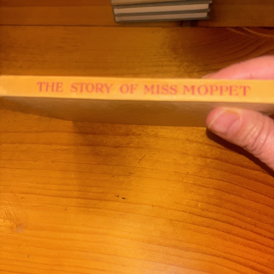 VERY RARE! 1ST EDITION BEATRIX POTTER THE STORY OF MISS MOPPET - Image 2 of 4