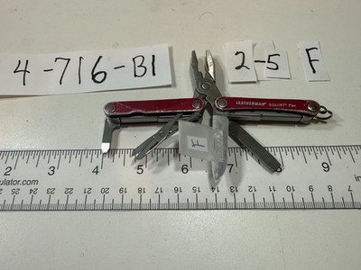 LEATHERMAN RED SQUIRT PS4 COLLECTOR CLEAN TOP SHAPE MINI MULTI-TOOL $39 OBO