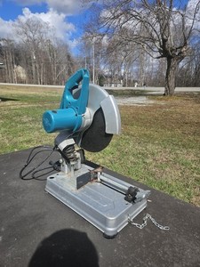 Makita 2414NB Circular ChopSaw With New DeWalt Metal Cutting Blade Working Used 