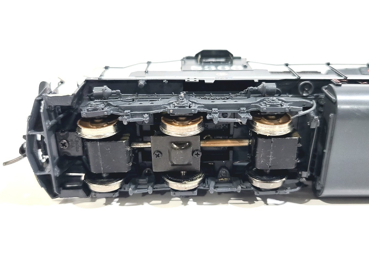 Overland OMI SP EMD SD40T-2 Southern Pacific #8366 HO Brass Model