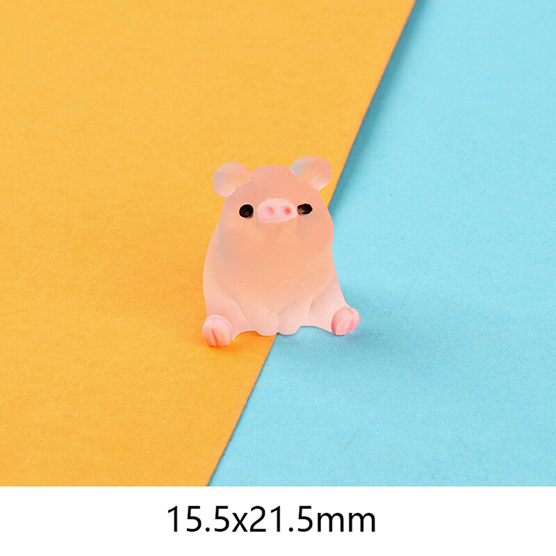6Pcs Kawaii Mini Resin Cartoon Pig Miniatures Terrarium Figurines DIY Handmade