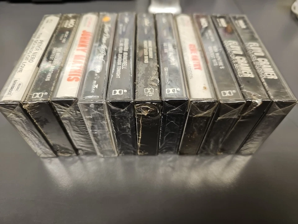 Lot Of 11 Vintage Sealed Cassette Tapes Contry/Pop/Contemporary/Soul/Classical - Image 2 of 4