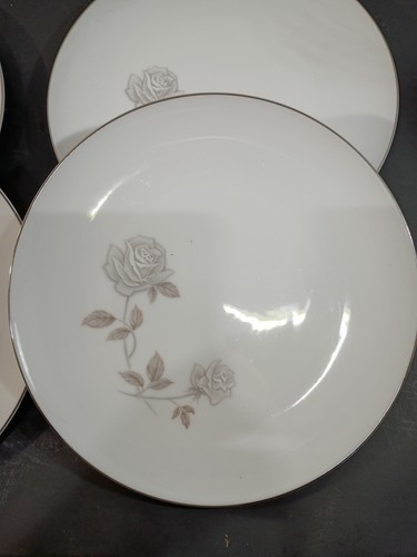 Noritake China Rosay Dinner Plates (set of 4) VGC - Picture 2 of 8