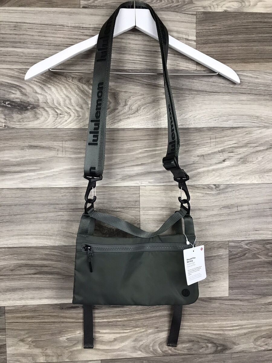 バッグ INV1811STP Sadona Sage Grey 36L Cabin Lululemon Stow and Flow Mat Strap Bag Logo One-Size Grey