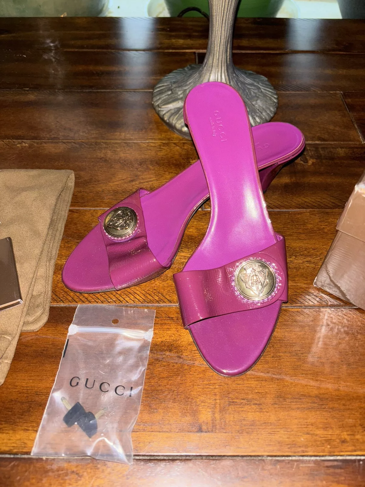 Talon chaton Gucci taille 7B
