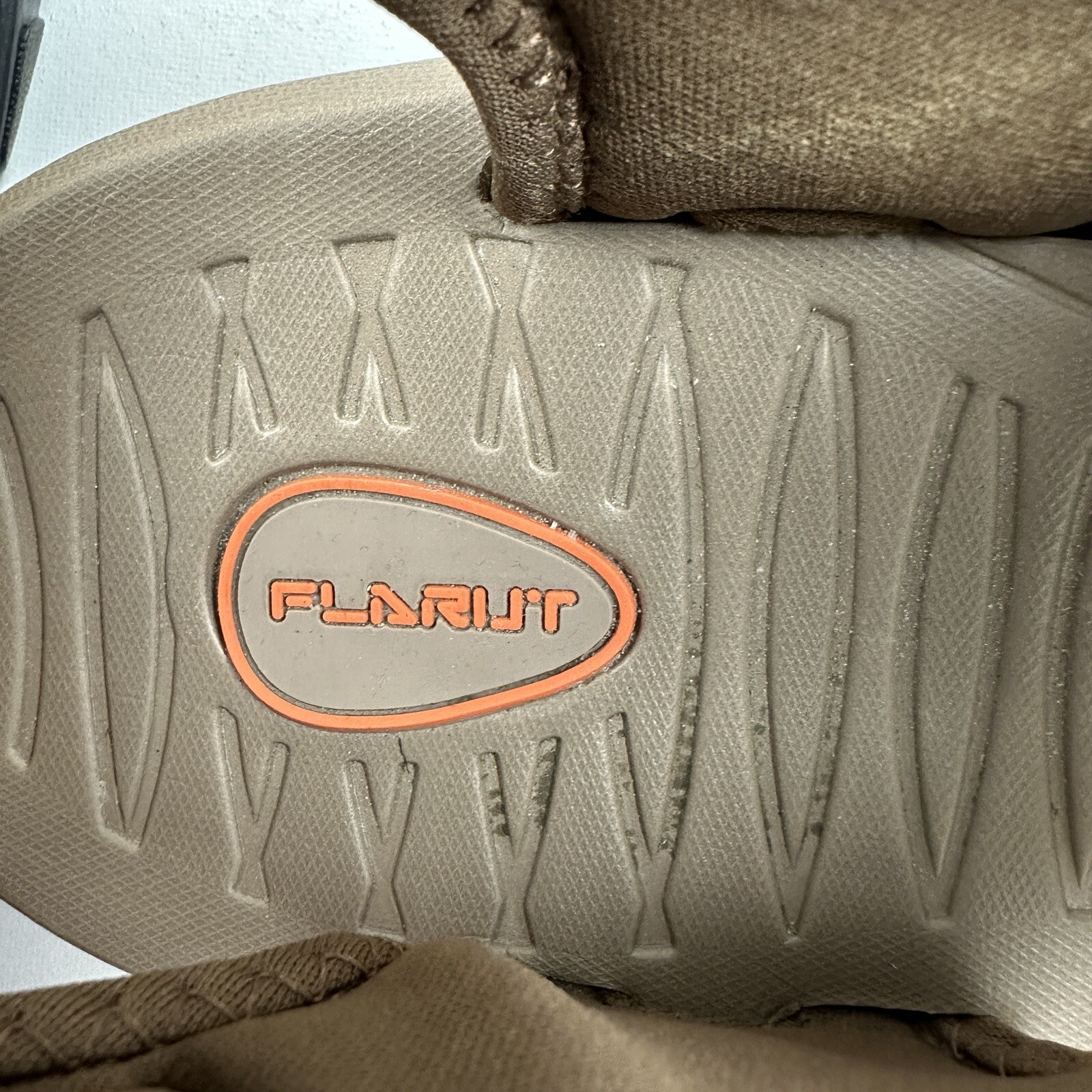 FLARUT Men's Sport Sandals Outdoor Hiking Sandals Closed Toe Leather US