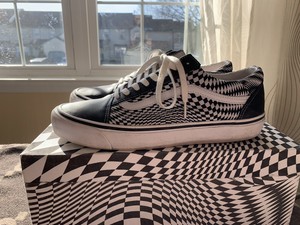 vans old skool vertigo