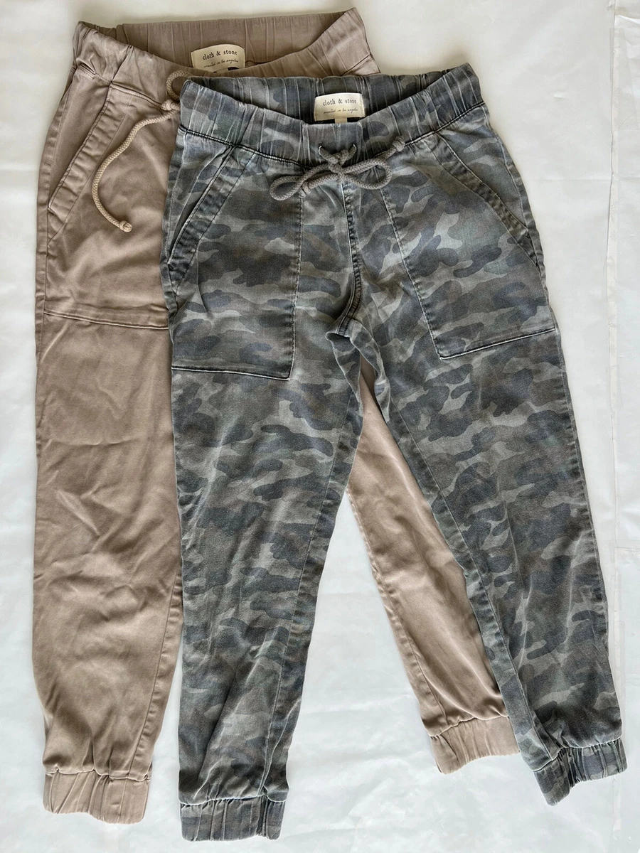 Cloth and stone sales camo joggers