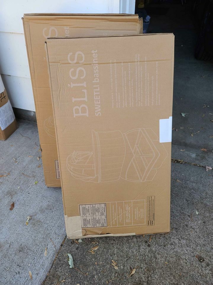 bliss sweetli deluxe bassinet