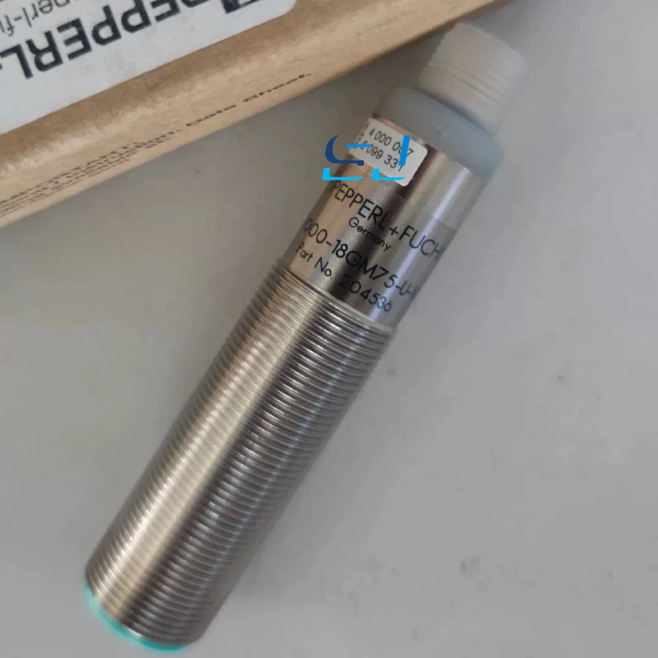 Brand new PEPPERL+FUCHS UB1000-18GM75-U-V15 Ultrasonic Sensor - Image 2 of 4