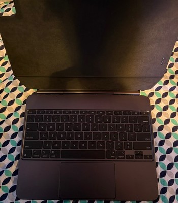 Apple Magic Keyboard for iPad Pro 13 inch M5