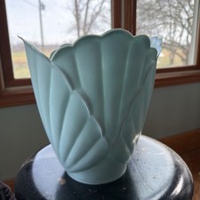 Vintage Fesco 5826 Aqua Blue Waste Basket Trash Can Plastic Made In USA Scallops