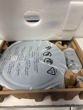 Eitton/Create More: M6 Robot Vacuum Cleaner, New in Box, Black 3