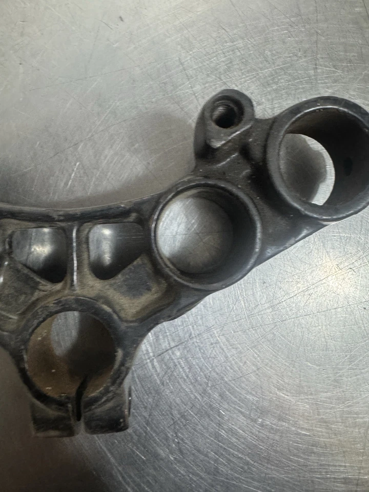 Harley Davidson Modelo K Ironhead Sportster Horquilla Frontal 33.4 Triple Abrazadera Árbol Foto 4 de 4