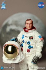 1/12 Scale Apollo 11 Astronaut Neil Armstrong - NIB DID XS80033