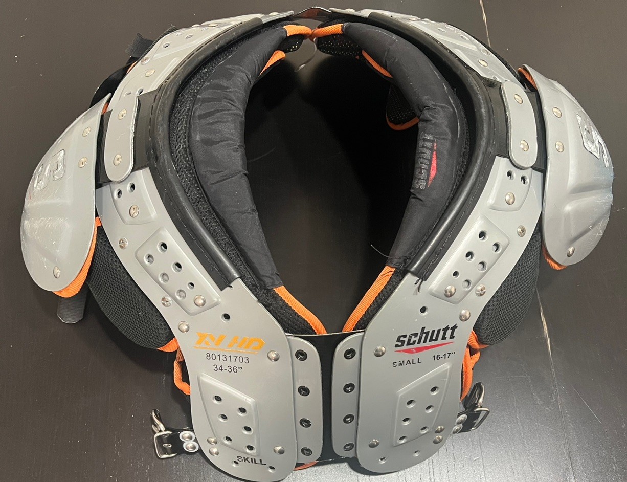 Schutt XV HD Skill Football Shoulder Pad Size Small 16-17” 34-36” 80131703