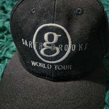 Vintage Garth Brooks World Tour Black Snapback Hat   Country Music Merch