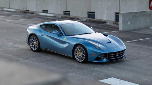 2017 Ferrari F12 Berlinetta MSRP $440k+ Rare Azzuro California / Blue/Beige