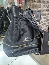 Sansibar Rucksack Schwarz, Goldene Reißverschlüsse Neuwertig.