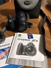 Minolta Dimage Z5 12X Optical Zoom Digital Camera  W/ Bag 1GB SD N13656