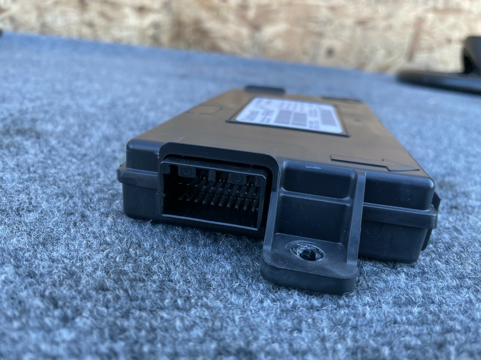 PASSIVE ENTRY CONTROL MODULE ASSEMBLY OEM 36K 14-17 MASERATI GHIBLI M157