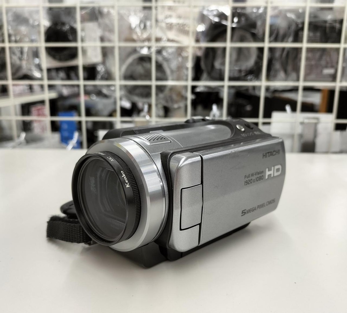 HITACHI Wooo DZ-HD90 | Full HD Video Camera with HDD (60GB) in