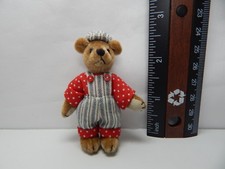 World of Miniature Bears By Theresa Yang 2.75" Bear Gus 5025RW Closing