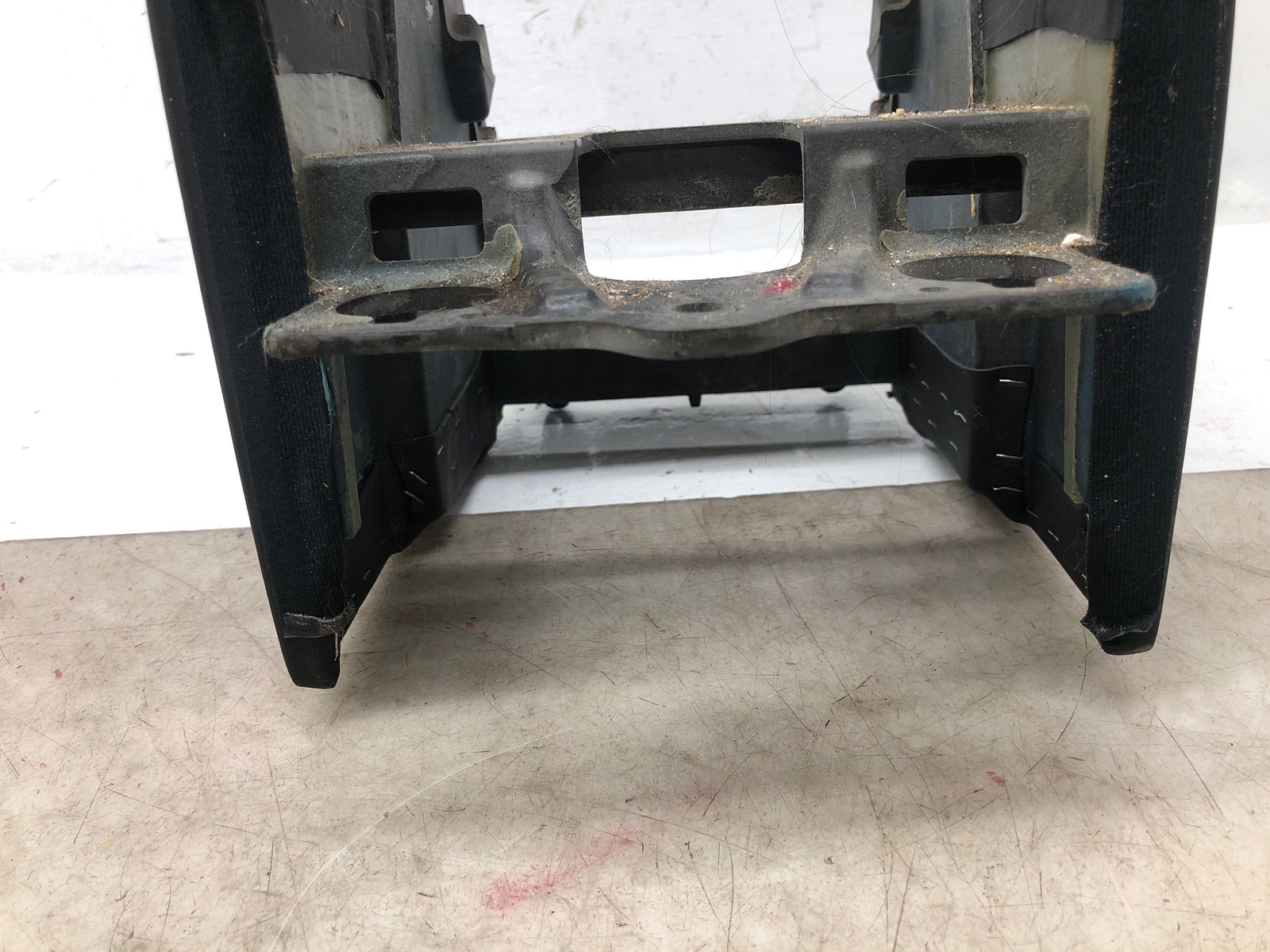 2006-2012 BENTLEY CONTINENTAL REAR CONSOLE END CAP CARRIER 3W5864344A *INDENTS*