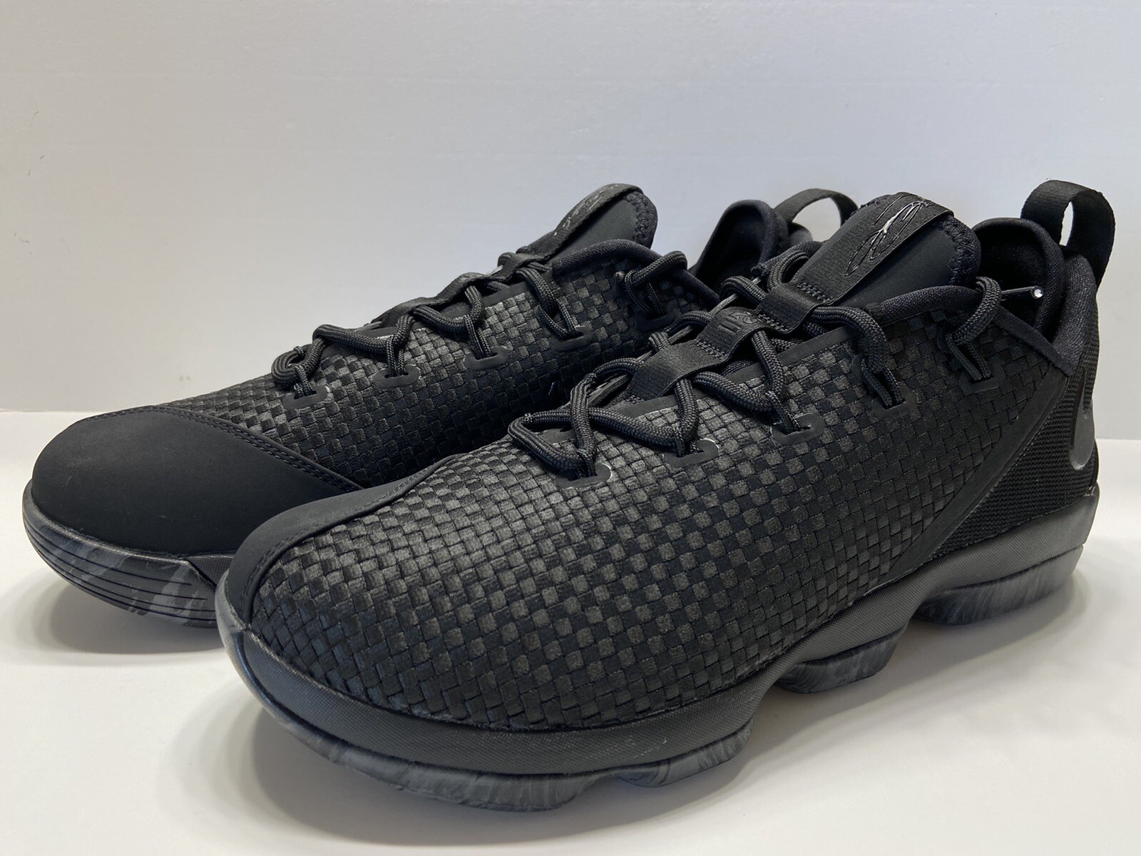 lebron xiv low black