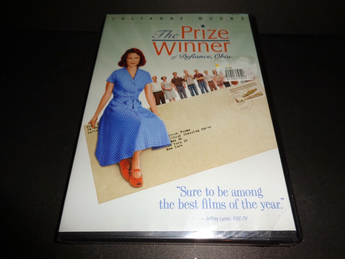 PRIZE WINNER OF DEFIANCE, OHIO-Julianne Moore writes jingles to