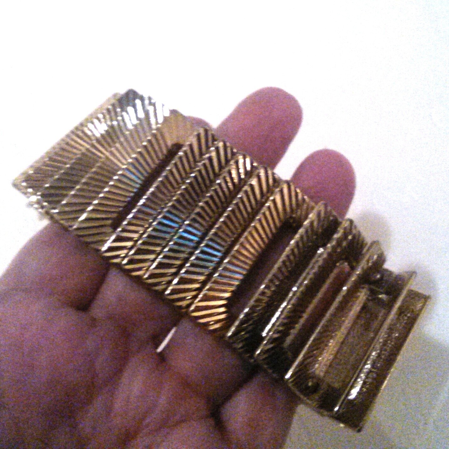 Gold Tone Bold Link Stretch Statement Bangle Brac… - image 4