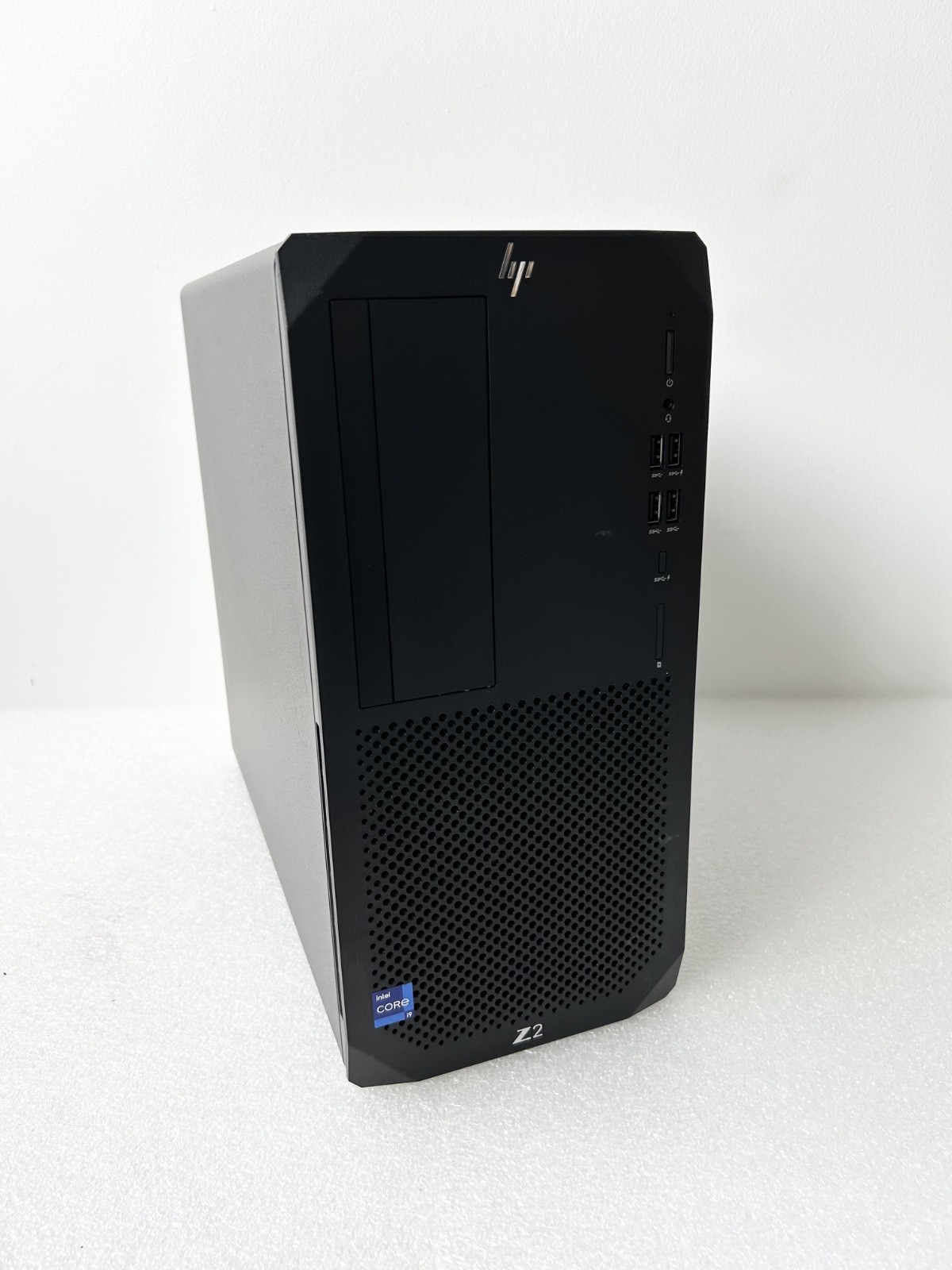 HP Z2 G9 Tower Workstation – Intel Core i9-12900 – 32 Go DDR5 – SSD 1 To– Win 11
