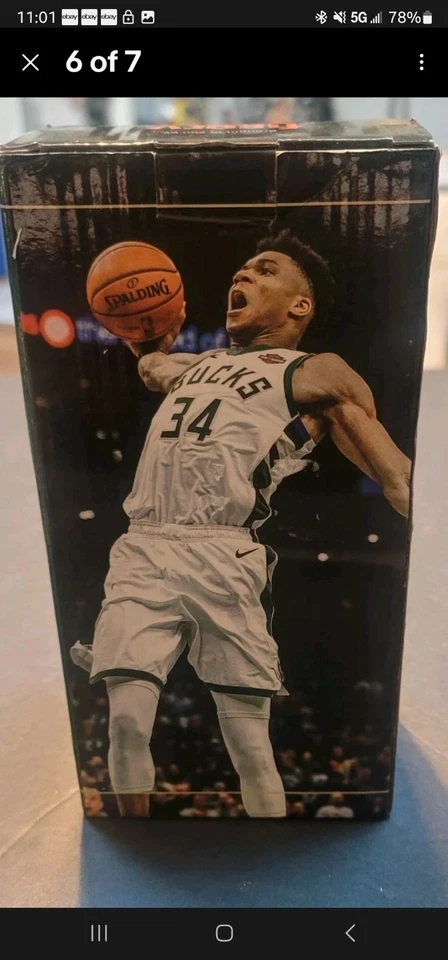 Jugador Más Valioso de la NBA Bobblehead Giannis Antetokoumnpo 2019. Foto 3 de 4