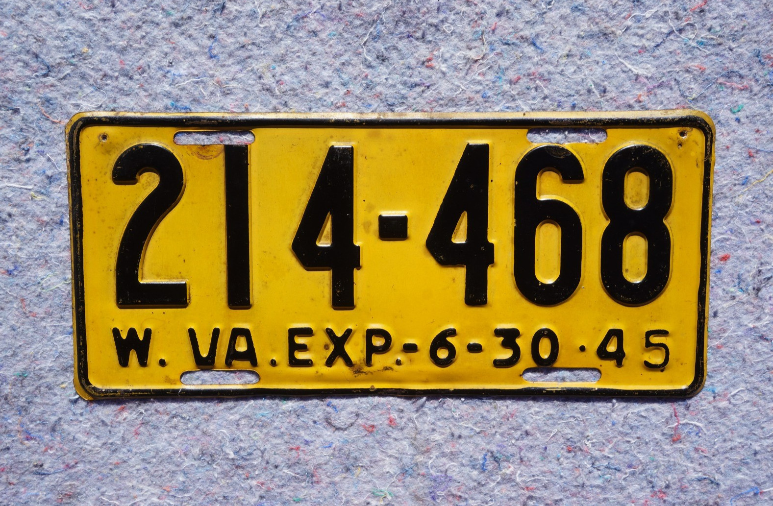 1944 - 1945 WEST VIRGINIA License Plate