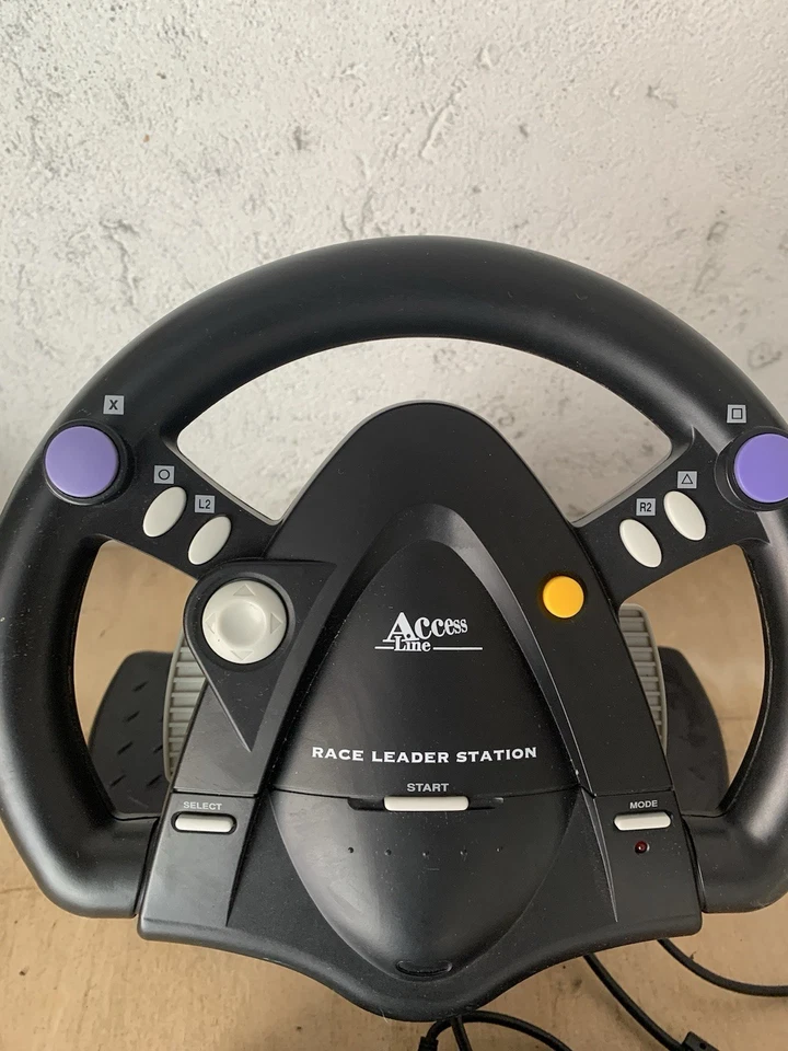 PS1 , compatibile PS2 e PS3 con adattatore - Ferrari volante e pedali - Immagine 3 di 4