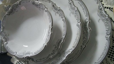 Hutschenreuther Sylvia Dinner Set 9 /8/6 Pcs- Plates - Bowls Pick