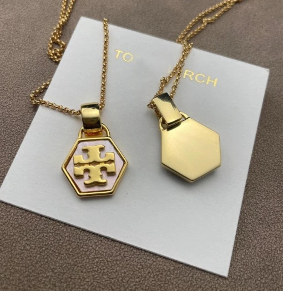 ¡Nuevo! Collar Colgante Hexágono Oro y Blanco Tory Tamaño:45cm Foto 3 de 3