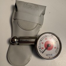 1957-59 Messko Red Dot Tire Pressure Gauge Porsche 356 Mercedes Case Us Imported 1957-59 Messko Red Dot Tire Pressure Gauge Porsche 356 Mercedes Case Us Imported