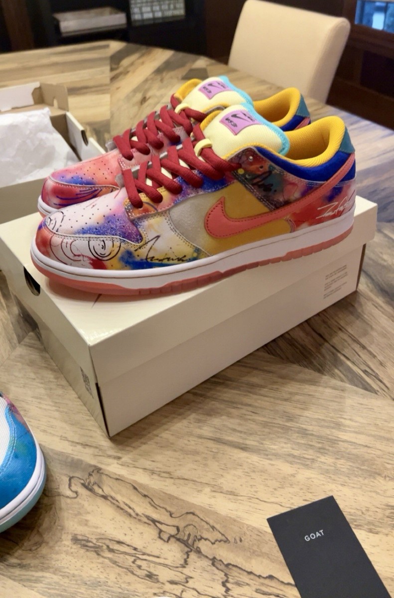 NIB Friends and Family Nike SB Dunk Low Futura Laboratories men 11