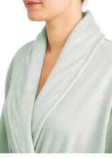 Thales Women's Jersey Spandex Robe Bath & Spa's signature luxurious color green 