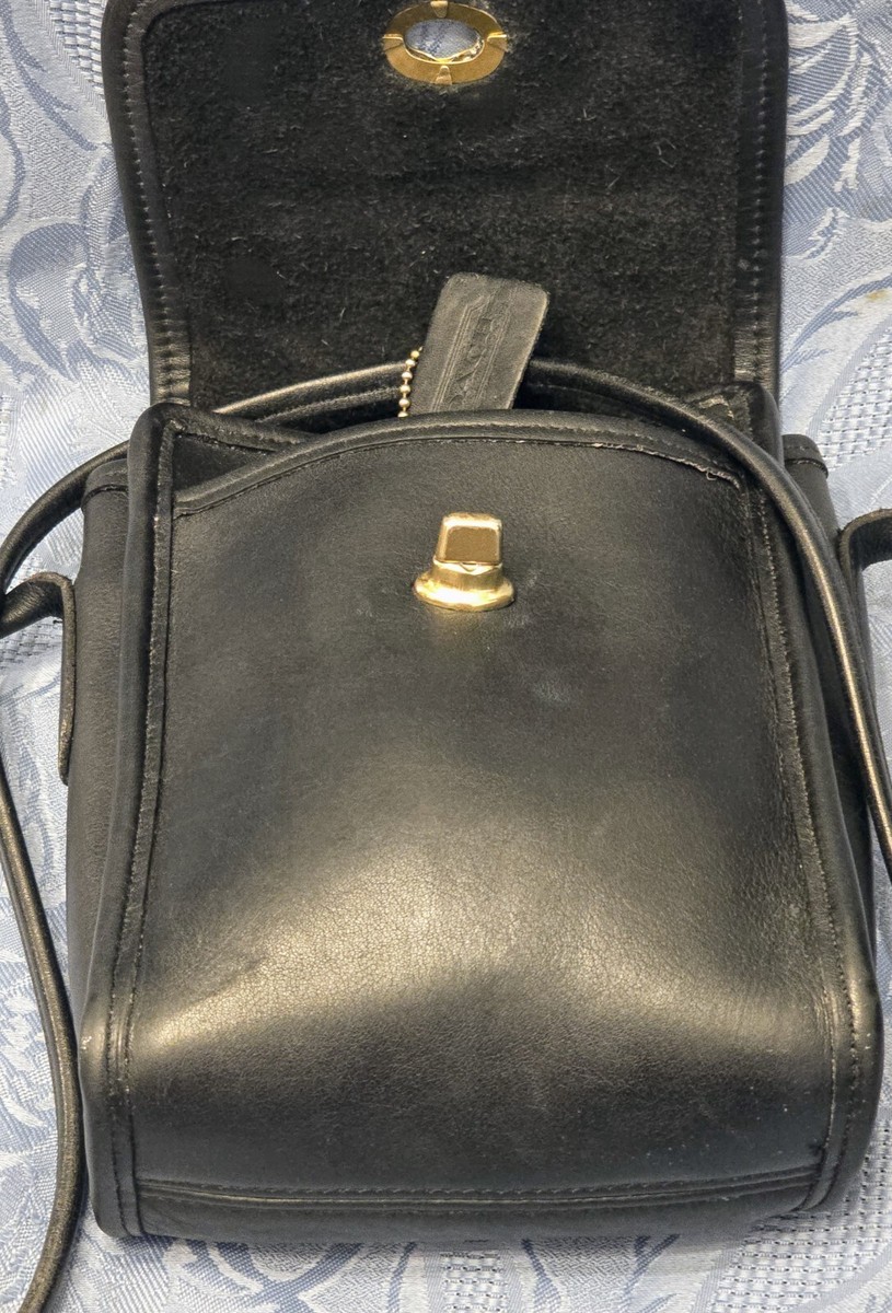 【希少】OLD COACH Dulles Bag leather black COACH Vintage Janice Ricardi-Desantos Legacy Crossbody Bag Purse