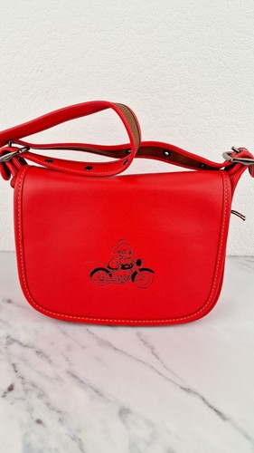 Disney x Coach Patricia Satteltasche rot Mickey Mouse Motorrad Umhängetasche F59359