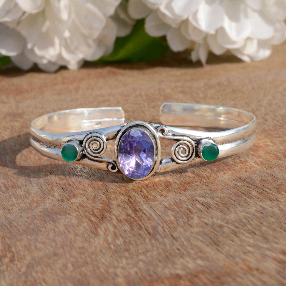 Brazalete de fiesta de Halloween de plata de ley 925 con piedras preciosas de ónix verde y corte amatista Foto 3 de 4