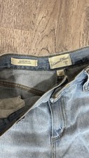 Universal Thread Relaxed Wide Leg Jeans Sz 8 Women 100 Cotton High Rise NWT