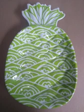 Fruit Plate Pineapple shaped 