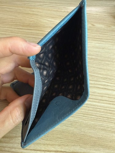 Portafoglio Bellroy Note Slim - Blocco RFID - Leggermente Usato - Blu Artico - Foto 4 di 5