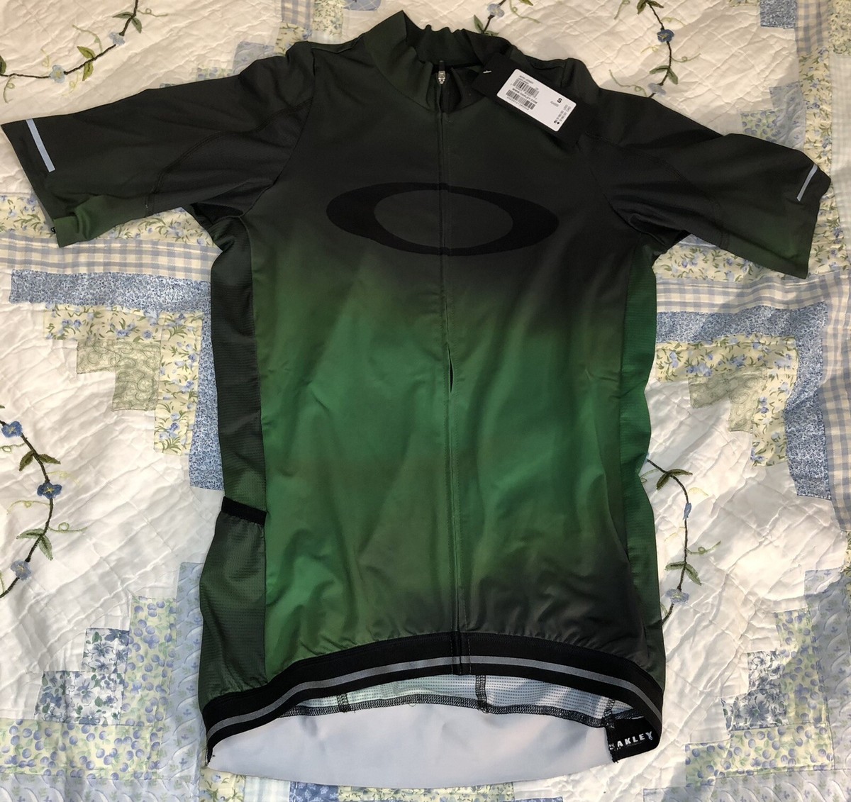 【新品】オークリーAERO JERSEY New Oakley Aero Race Fit Cycling Jersey Mens Size S Laser