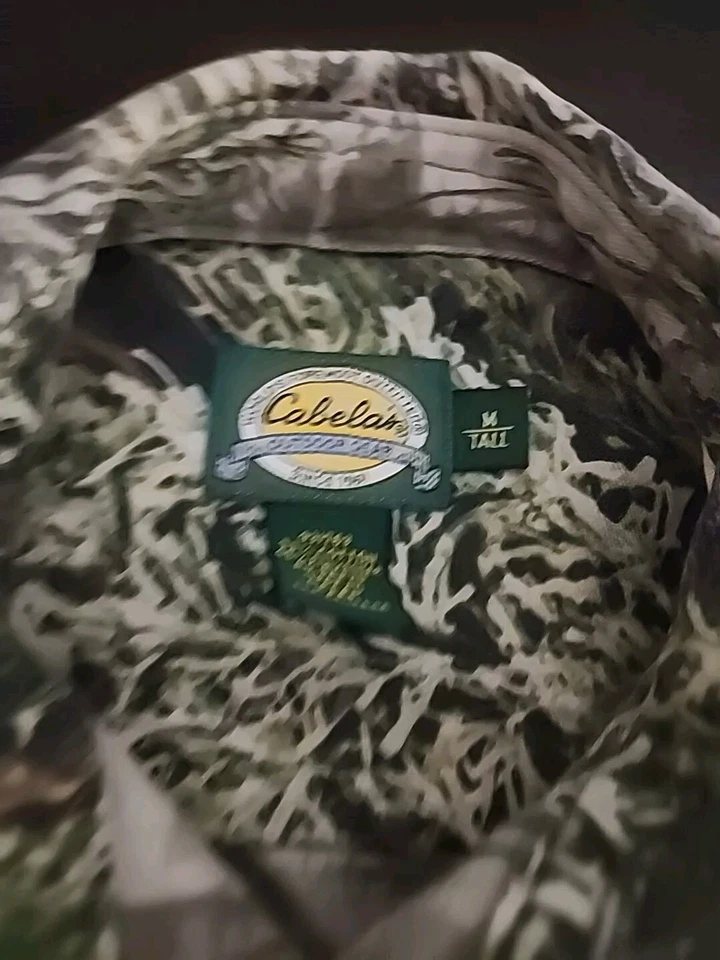 Cabela's Classic Medium Tall Reg Button-Down Long-Sleeve Shirt - CAMOUFLAGE  - Image 4 of 4