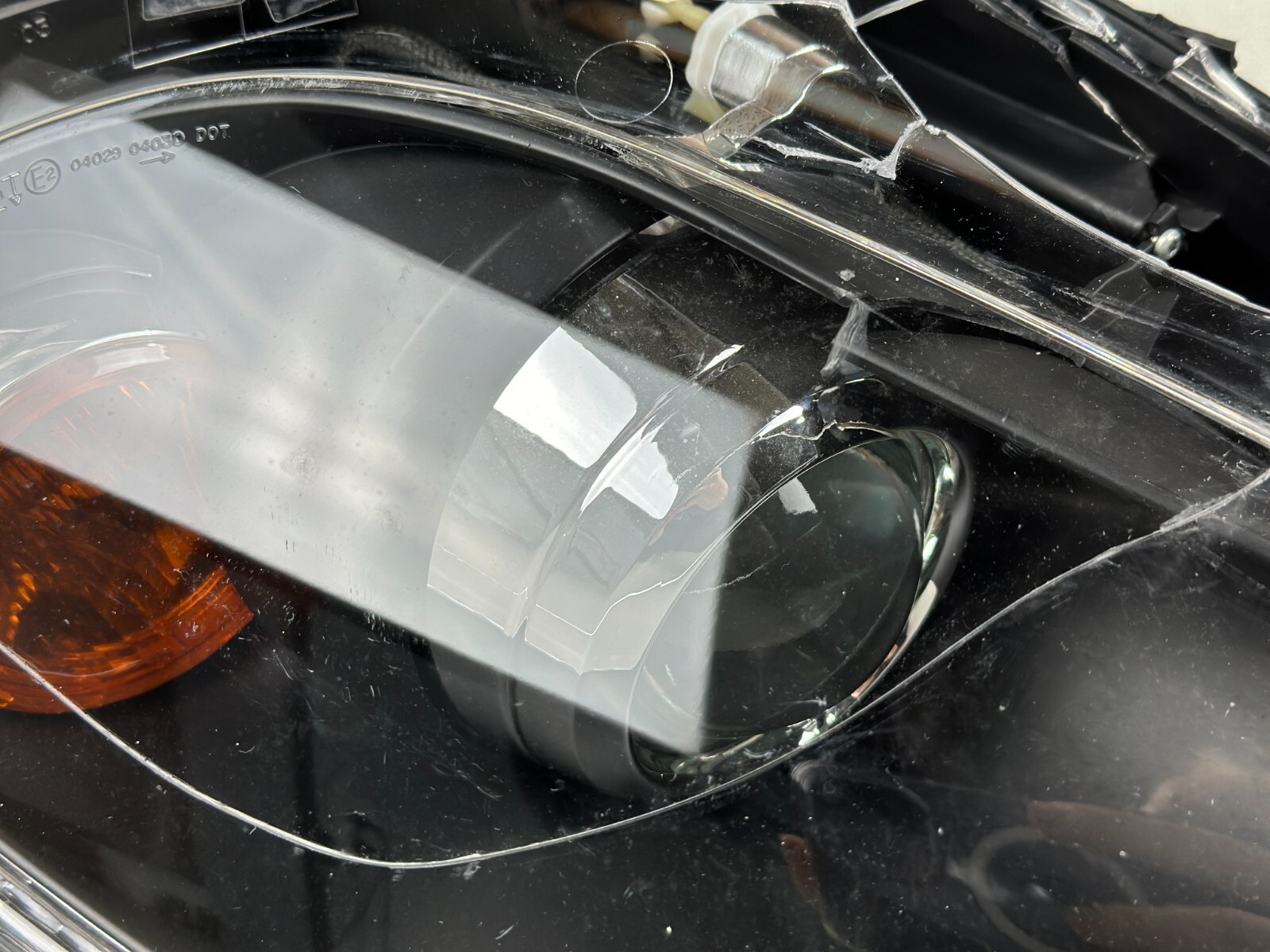 DAMAGED 2005-2009 Ferrari F430 Right Passenger Side Xenon HID OEM Headlight
